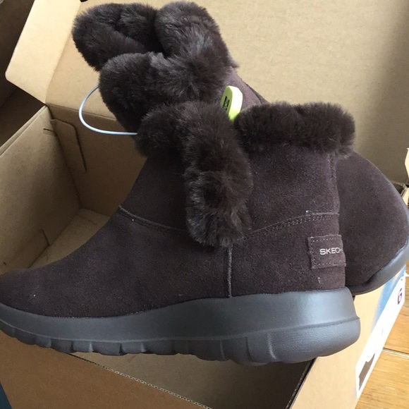Skechers Suede On-The-Go Joy-Bundle Fur Booties - Picture 6 of 7